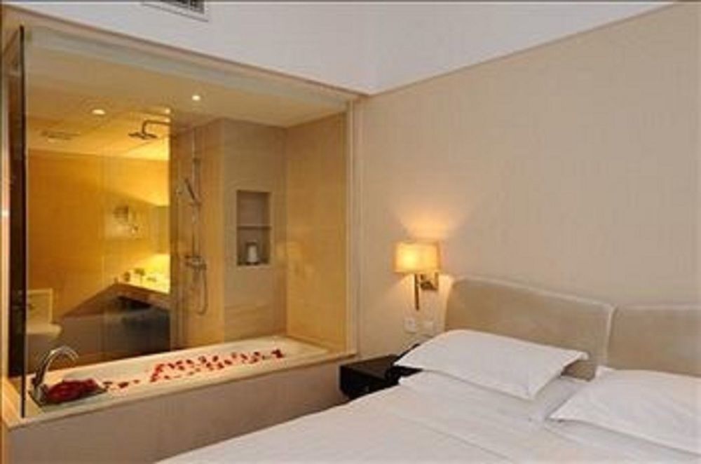 Dong Huang Hotel Beijing Exterior photo