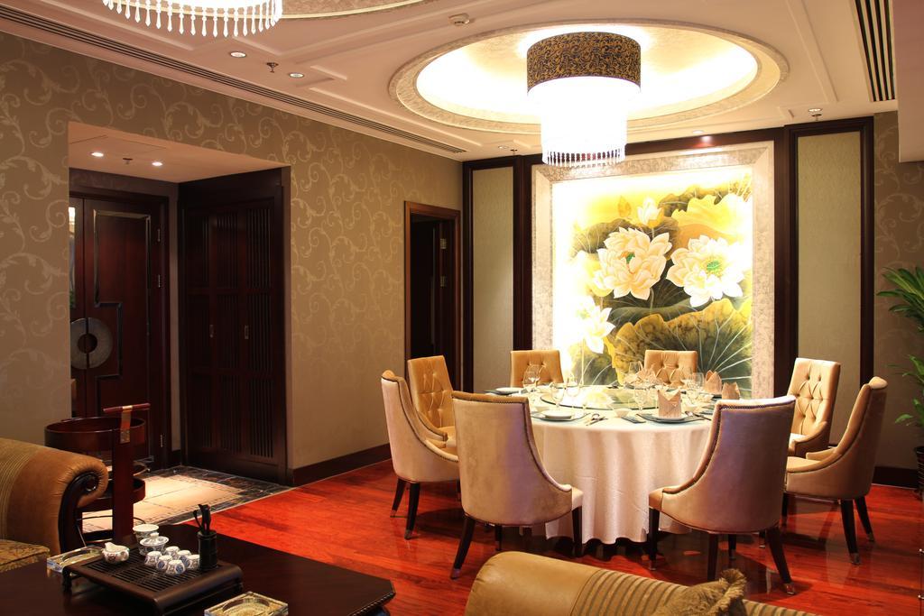 Dong Huang Hotel Beijing Exterior photo