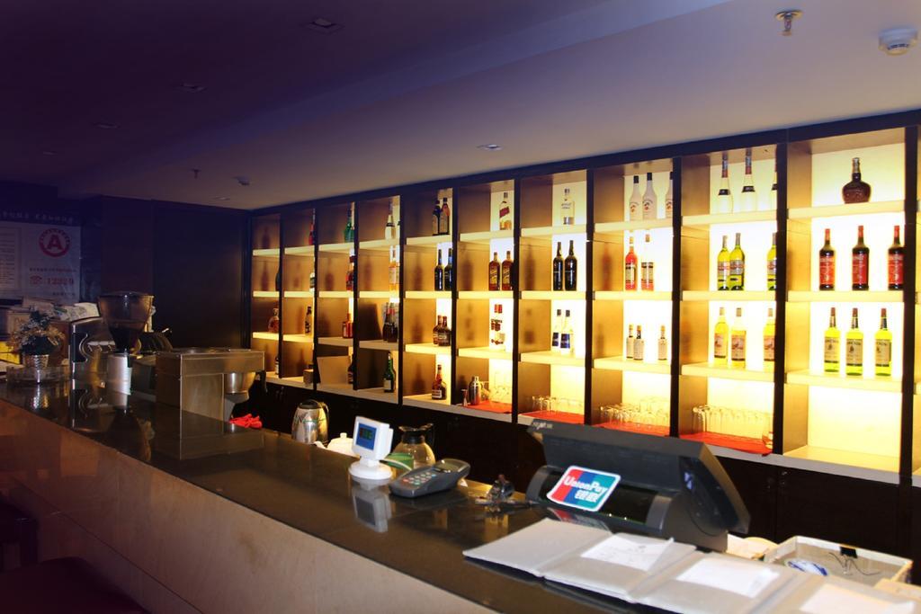Dong Huang Hotel Beijing Exterior photo
